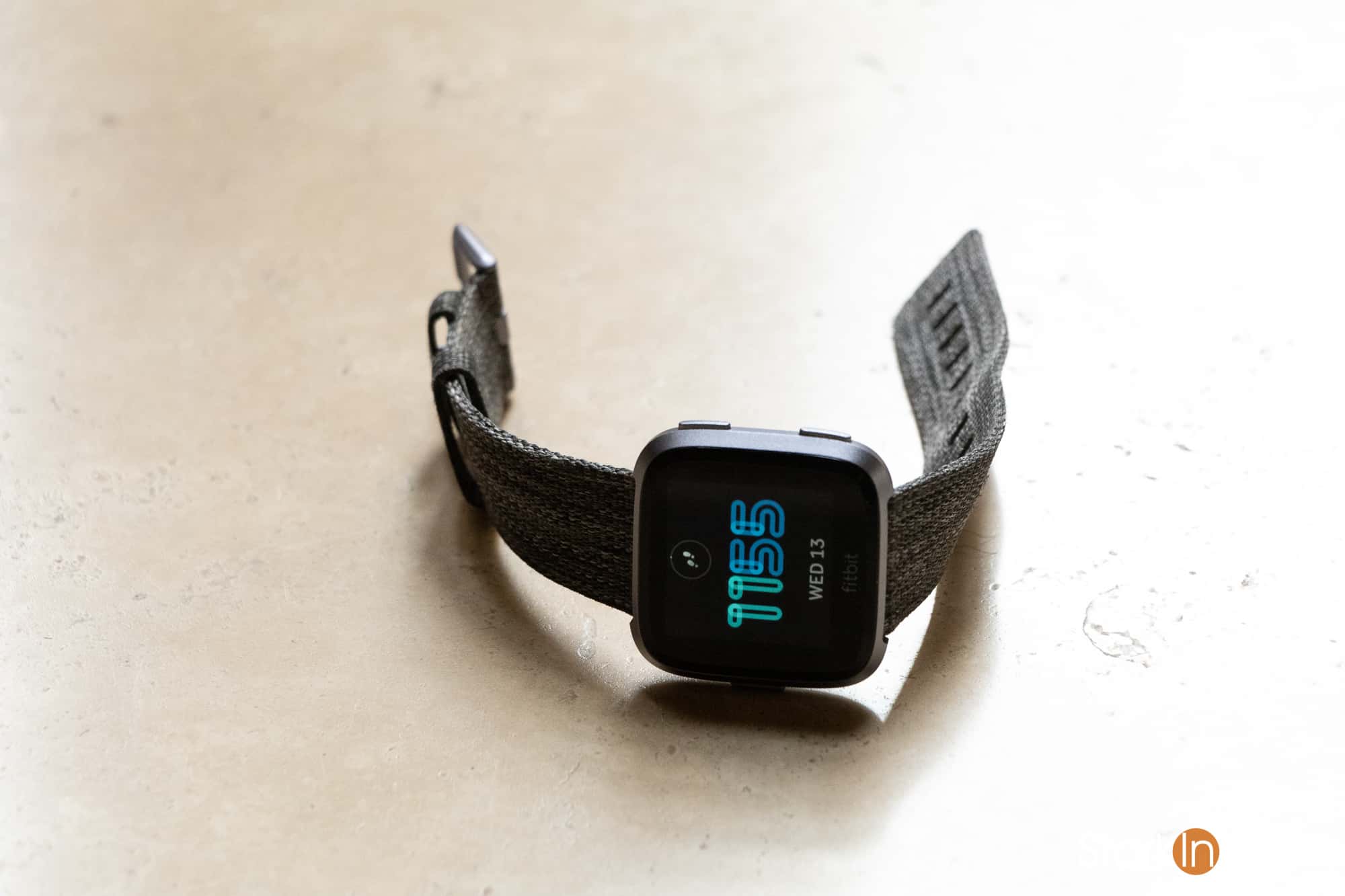 always on display fitbit ionic